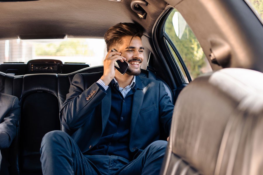 Is an Airport Car Service Cheaper Than You Think for Your Orlando Trip?