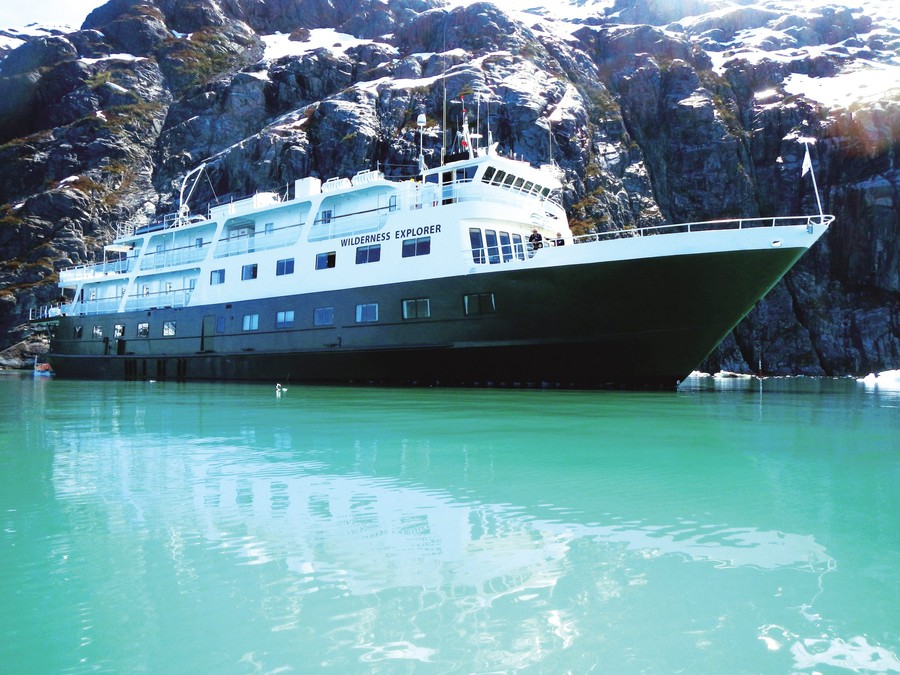 The Smart Traveler Guide to Saving Big on an Arctic Voyage